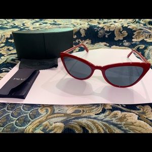 Authentic Prada PR 01VS Cat eye sunglasses